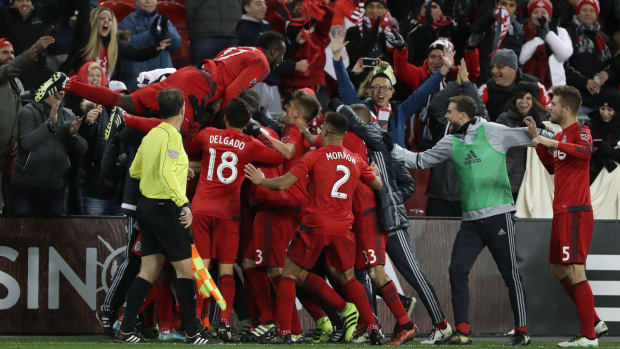 toronto-fc-nycfc-playoffs-ricketts-altidore.jpg